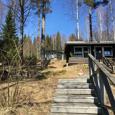 Semesterbostad Cozy In The Lakeside Near Helsinki